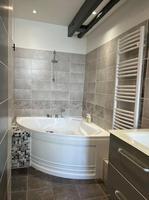 Duplex De Charme En Centre Ville Avec Terrasse Brive-la-Gaillarde Exteriér fotografie